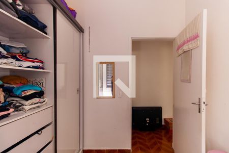 Casa à venda com 200m², 3 quartos e 2 vagas Casa à venda com 200m², 3 quartos e 2 vagasQuarto 2