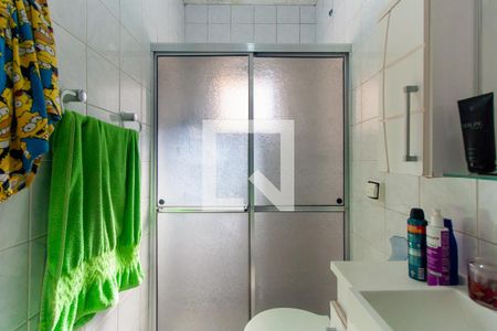 Casa à venda com 200m², 3 quartos e 2 vagas Casa à venda com 200m², 3 quartos e 2 vagasBanheiro 2