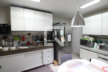 Apartamento à venda com 105m², 3 quartos e 2 vagasCozinha