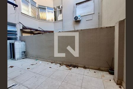 Apartamento à venda com 120m², 3 quartos e sem vaga Apartamento à venda com 120m², 3 quartos e sem vagaÁrea serviço
