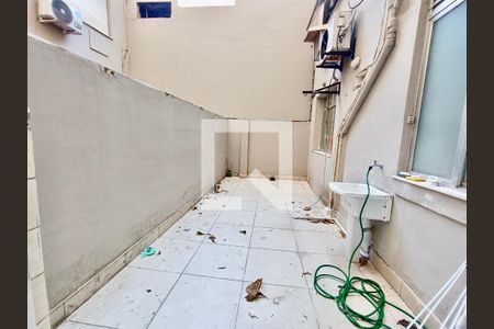 Apartamento à venda com 120m², 3 quartos e sem vaga Apartamento à venda com 120m², 3 quartos e sem vagaÁrea serviço