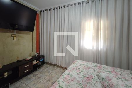 Casa à venda com 180m², 3 quartos e 3 vagasQuarto Suíte