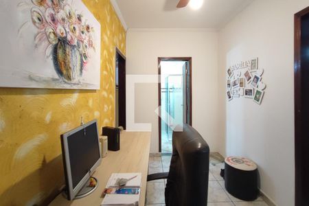 Casa à venda com 180m², 3 quartos e 3 vagasEscritório