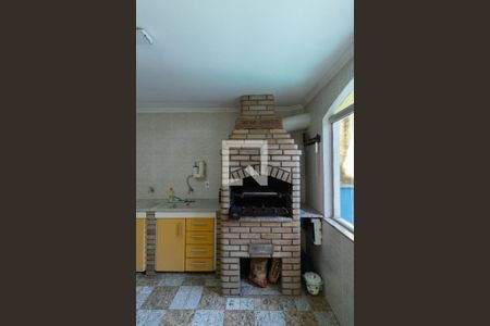Casa à venda com 240m², 3 quartos e 3 vagas Casa à venda com 240m², 3 quartos e 3 vagasÁrea de Serviço e Churrasqueira