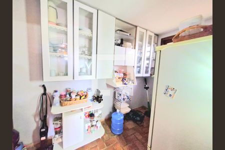 Casa à venda com 140m², 3 quartos e 3 vagas Casa à venda com 140m², 3 quartos e 3 vagasDispensa