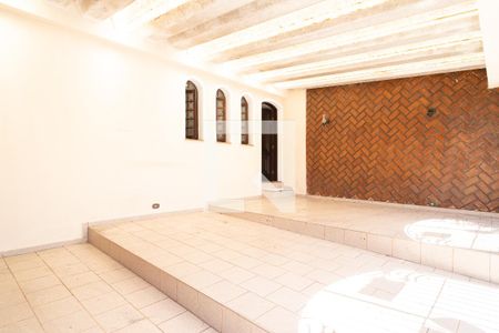 Casa à venda com 320m², 3 quartos e 3 vagas Casa à venda com 320m², 3 quartos e 3 vagasGaragem