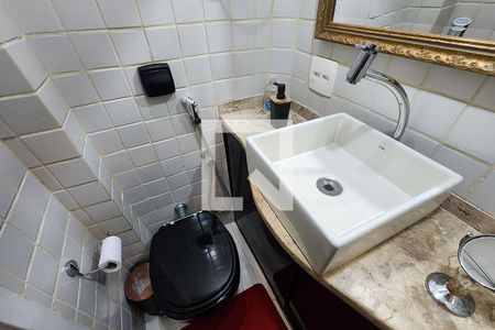 Apartamento à venda com 110m², 3 quartos e 1 vaga Apartamento à venda com 110m², 3 quartos e 1 vagaBanheiro 2