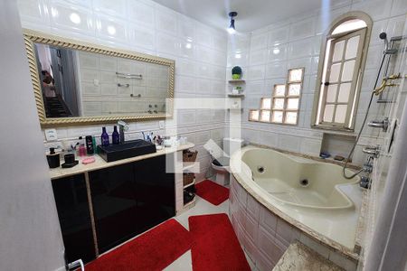 Apartamento à venda com 110m², 3 quartos e 1 vaga Apartamento à venda com 110m², 3 quartos e 1 vagaBanheiro 1