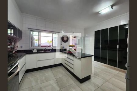 Casa à venda com 223m², 4 quartos e 4 vagas Casa à venda com 223m², 4 quartos e 4 vagasFoto 43