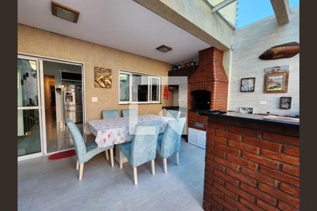 Casa à venda com 223m², 4 quartos e 4 vagas Casa à venda com 223m², 4 quartos e 4 vagasFoto 33