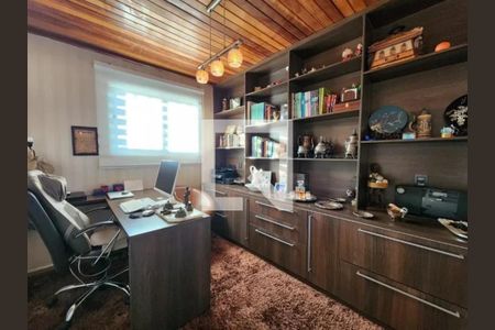 Casa à venda com 223m², 4 quartos e 4 vagas Casa à venda com 223m², 4 quartos e 4 vagasFoto 21