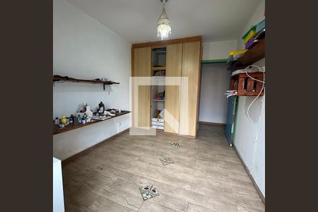 Casa à venda com 450m², 8 quartos e 3 vagasSuíte 1