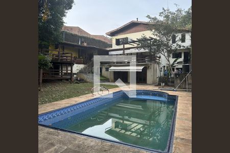 Casa à venda com 450m², 8 quartos e 3 vagasPiscina