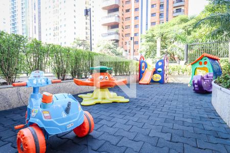 Apartamento à venda com 88m², 2 quartos e 2 vagas Apartamento à venda com 88m², 2 quartos e 2 vagasÁrea comum - Playground