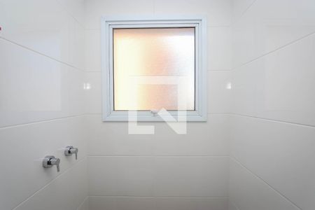 Apartamento à venda com 88m², 2 quartos e 2 vagas Apartamento à venda com 88m², 2 quartos e 2 vagasBanheiro da suite 2