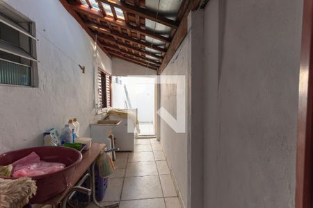 Casa à venda com 90m², 3 quartos e 2 vagas Casa à venda com 90m², 3 quartos e 2 vagasÁrea de Serviço