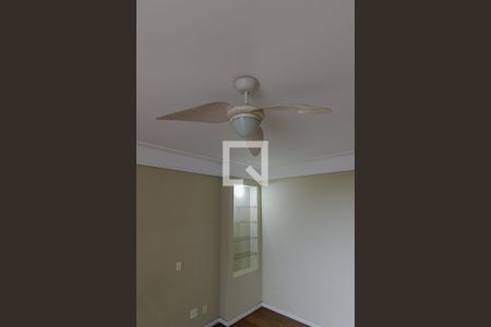 Casa de condomínio à venda com 440m², 4 quartos e 4 vagas Casa de condomínio à venda com 440m², 4 quartos e 4 vagasQuarto 2