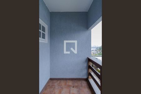 Casa de condomínio à venda com 440m², 4 quartos e 4 vagas Casa de condomínio à venda com 440m², 4 quartos e 4 vagasVaranda Quarto 3