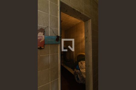 Casa de condomínio à venda com 440m², 4 quartos e 4 vagas Casa de condomínio à venda com 440m², 4 quartos e 4 vagasSauna