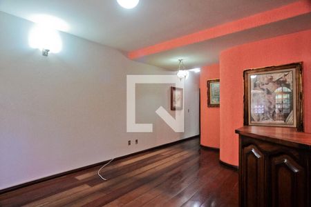 Sala de casa para alugar com 3 quartos, 238m² em Vila Albertina, São Paulo