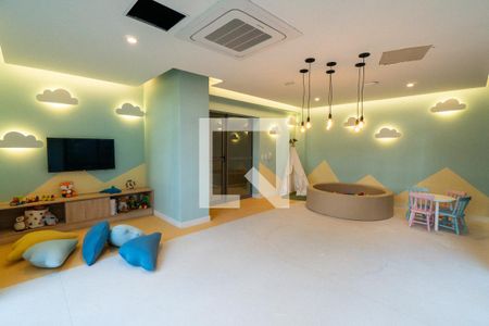 Studio à venda com 27m², 1 quarto e sem vaga Studio à venda com 27m², 1 quarto e sem vagaBrinquedoteca