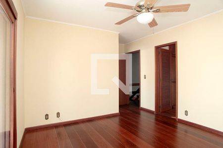 Casa para alugar com 224m², 3 quartos e 3 vagasQuarto 1 Suíte