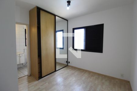 Apartamento à venda com 60m², 2 quartos e 2 vagasQuarto 2