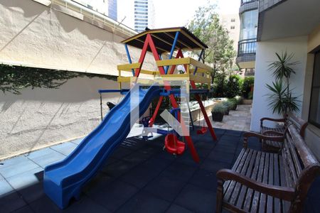 Apartamento à venda com 60m², 2 quartos e 2 vagasÁrea Comum - Playground