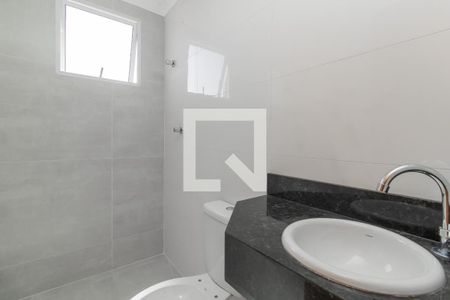 Casa de condomínio à venda com 80m², 2 quartos e 1 vaga Casa de condomínio à venda com 80m², 2 quartos e 1 vagaBanheiro do Quarto 1