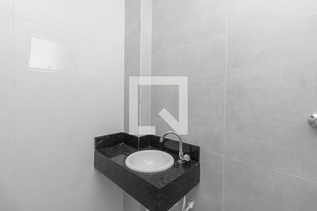 Casa de condomínio à venda com 80m², 2 quartos e 1 vaga Casa de condomínio à venda com 80m², 2 quartos e 1 vagaBanheiro do Quarto 2