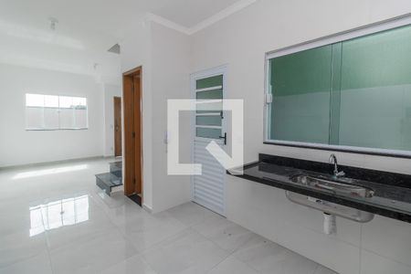 Casa de condomínio à venda com 80m², 2 quartos e 1 vagaCozinha