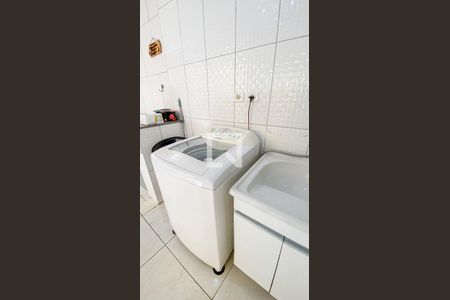 Casa à venda com 125m², 3 quartos e sem vagaÁrea de Serviço