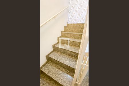 Casa à venda com 125m², 3 quartos e sem vagaEscada