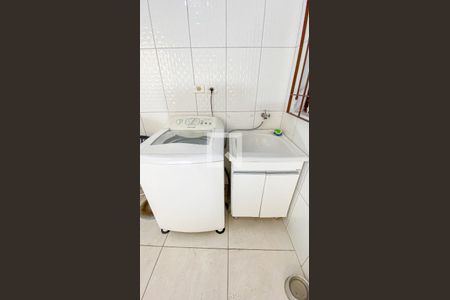 Casa à venda com 125m², 3 quartos e sem vagaÁrea de Serviço