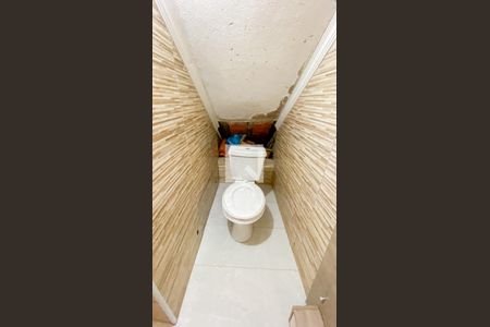 Casa à venda com 125m², 3 quartos e sem vagaBanheiro - Garagem