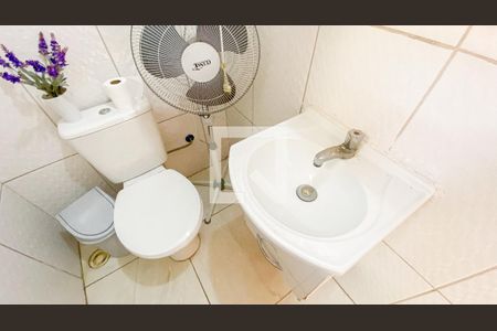 Casa à venda com 125m², 3 quartos e sem vagaÁrea de Serviço - Banheiro