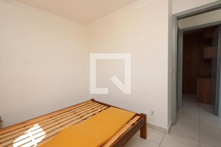 Quarto 1 de apartamento para alugar com 2 quartos, 44m² em Vila Ema, São Paulo