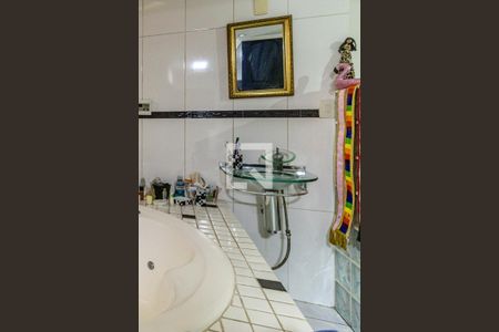 Apartamento à venda com 120m², 3 quartos e sem vagaBanheiro da Suíte