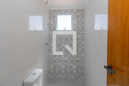 Casa de condomínio à venda com 80m², 2 quartos e 1 vagaBanheiro da Suíte 2