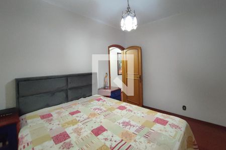 Casa à venda com 340m², 3 quartos e 4 vagasQuarto Suíte