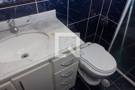 Casa à venda com 220m², 4 quartos e 3 vagas Casa à venda com 220m², 4 quartos e 3 vagasBanheiro 2