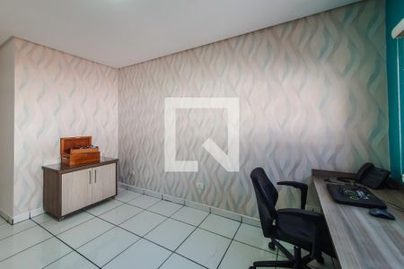 Casa à venda com 185m², 5 quartos e 2 vagas Casa à venda com 185m², 5 quartos e 2 vagasquarto 5