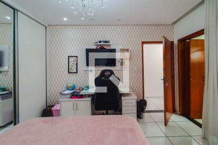 Casa à venda com 185m², 5 quartos e 2 vagas Casa à venda com 185m², 5 quartos e 2 vagasquarto 3 suite