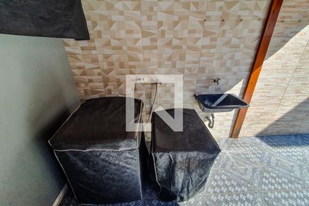 Casa à venda com 185m², 5 quartos e 2 vagas Casa à venda com 185m², 5 quartos e 2 vagasÁrea de Serviço