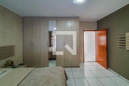 Casa à venda com 185m², 5 quartos e 2 vagas Casa à venda com 185m², 5 quartos e 2 vagasquarto 2 Suite