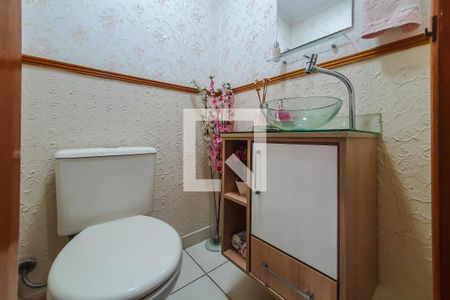 Casa à venda com 185m², 5 quartos e 2 vagas Casa à venda com 185m², 5 quartos e 2 vagaslavabo