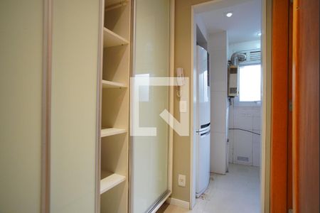 Apartamento à venda com 186m², 4 quartos e 3 vagasCorredor - Despensa