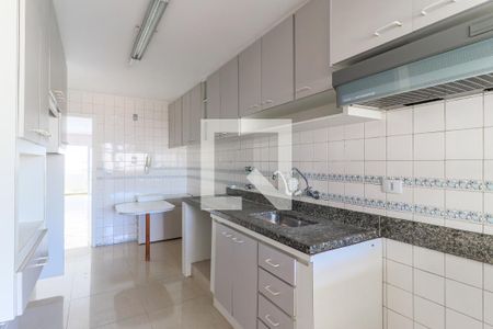 Apartamento à venda com 90m², 2 quartos e 2 vagas Apartamento à venda com 90m², 2 quartos e 2 vagasCozinha