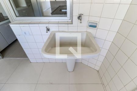 Apartamento à venda com 90m², 2 quartos e 2 vagas Apartamento à venda com 90m², 2 quartos e 2 vagasÁrea de Serviço