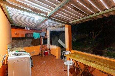 Casa à venda com 138m², 4 quartos e 3 vagas Casa à venda com 138m², 4 quartos e 3 vagasLavanderia